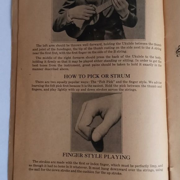 Vintage EZ Method for Ukulele and Ukulele Banjo Instructional Book - Picture 6 of 9